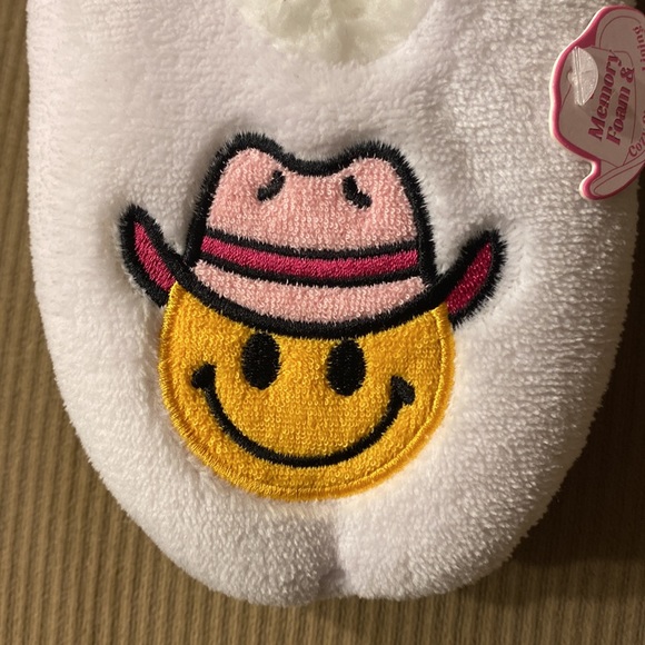 Big Girls Size 5/7.5 Slipper Sock - Picture 2 of 5